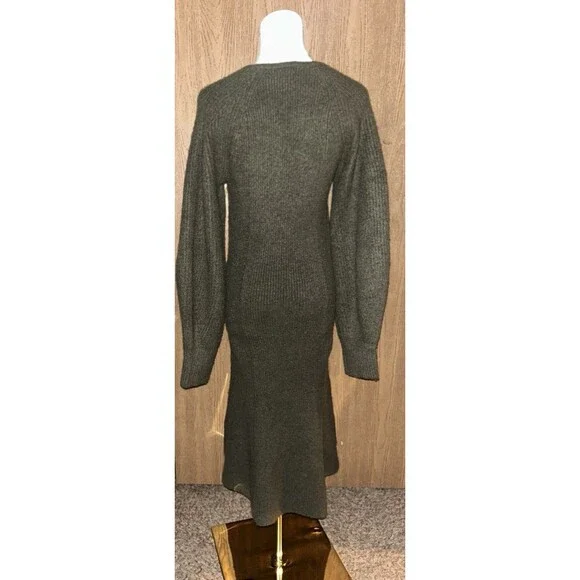 Green Long Sleeve Maxi Sweater Dress In Women’s Medium - Picture 2 of 16